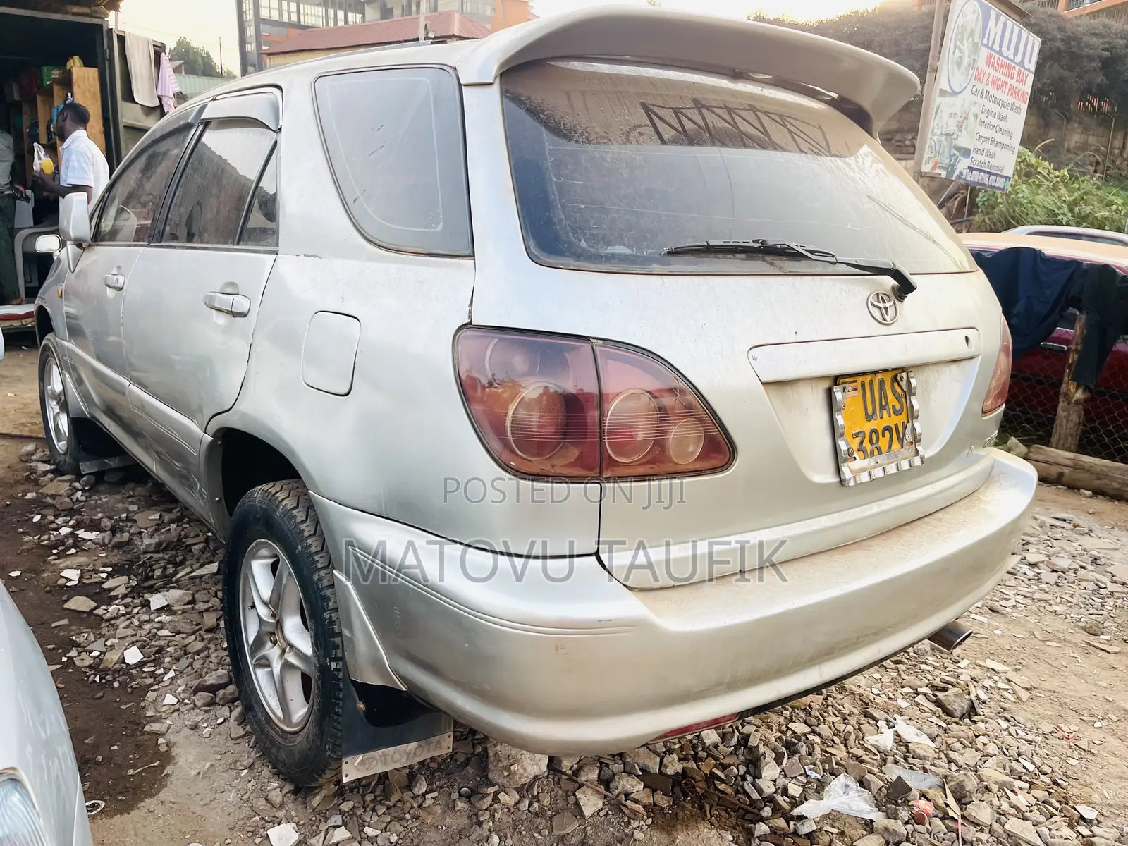 Toyota Harrier 2000 Silver