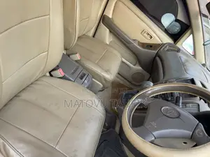 Toyota Harrier 2000 Silver