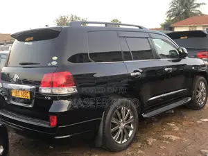 Toyota Land Cruiser Prado 2014 Black