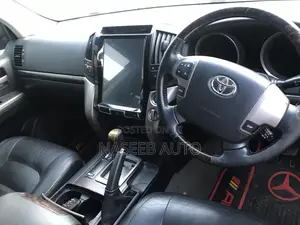 Toyota Land Cruiser Prado 2010 Maroon
