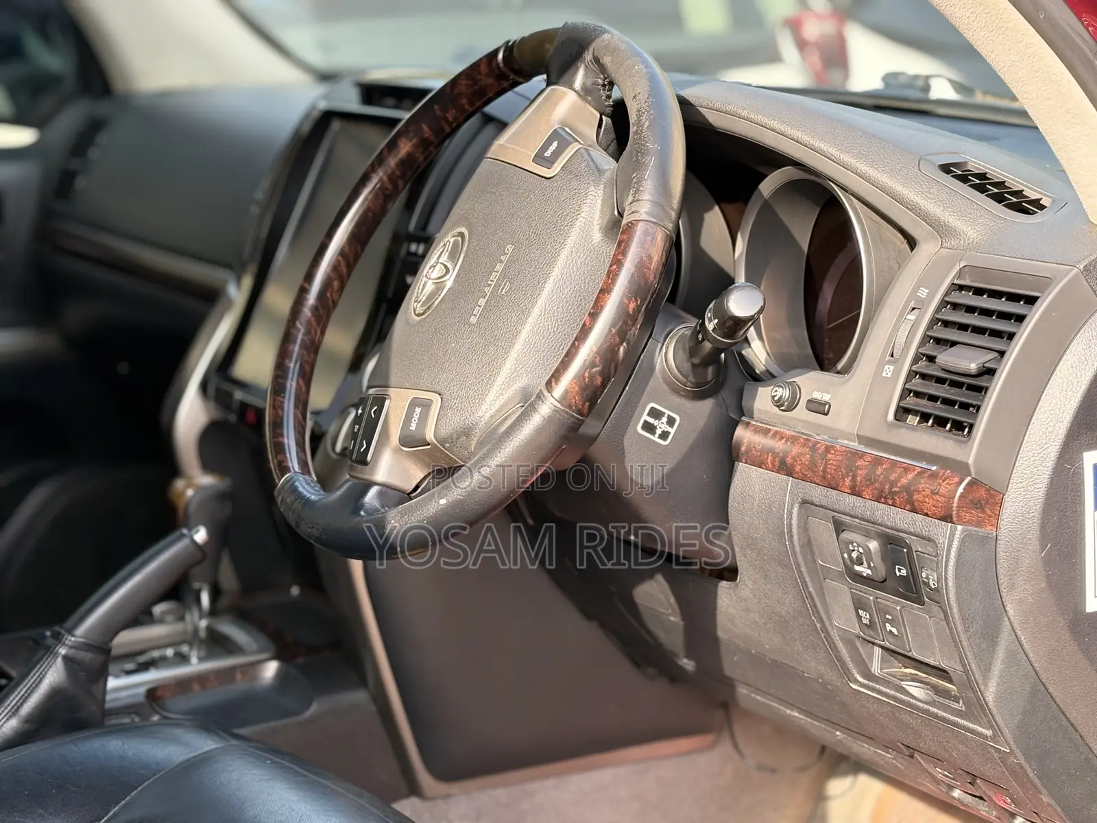 Toyota Land Cruiser 4.6 V8 AX G Selection 2009 Red