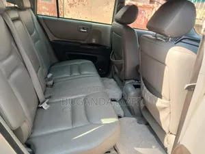 Toyota Kluger 2000 White