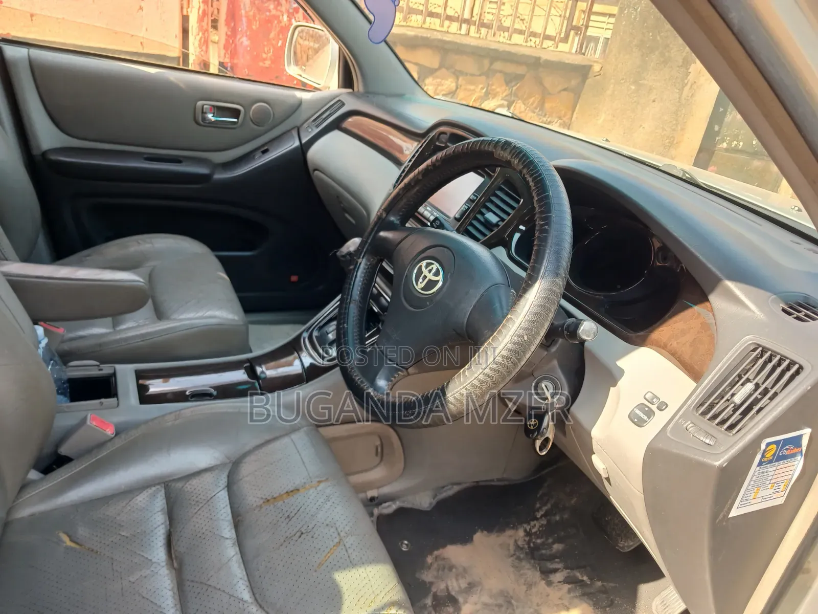 Toyota Kluger 2000 White