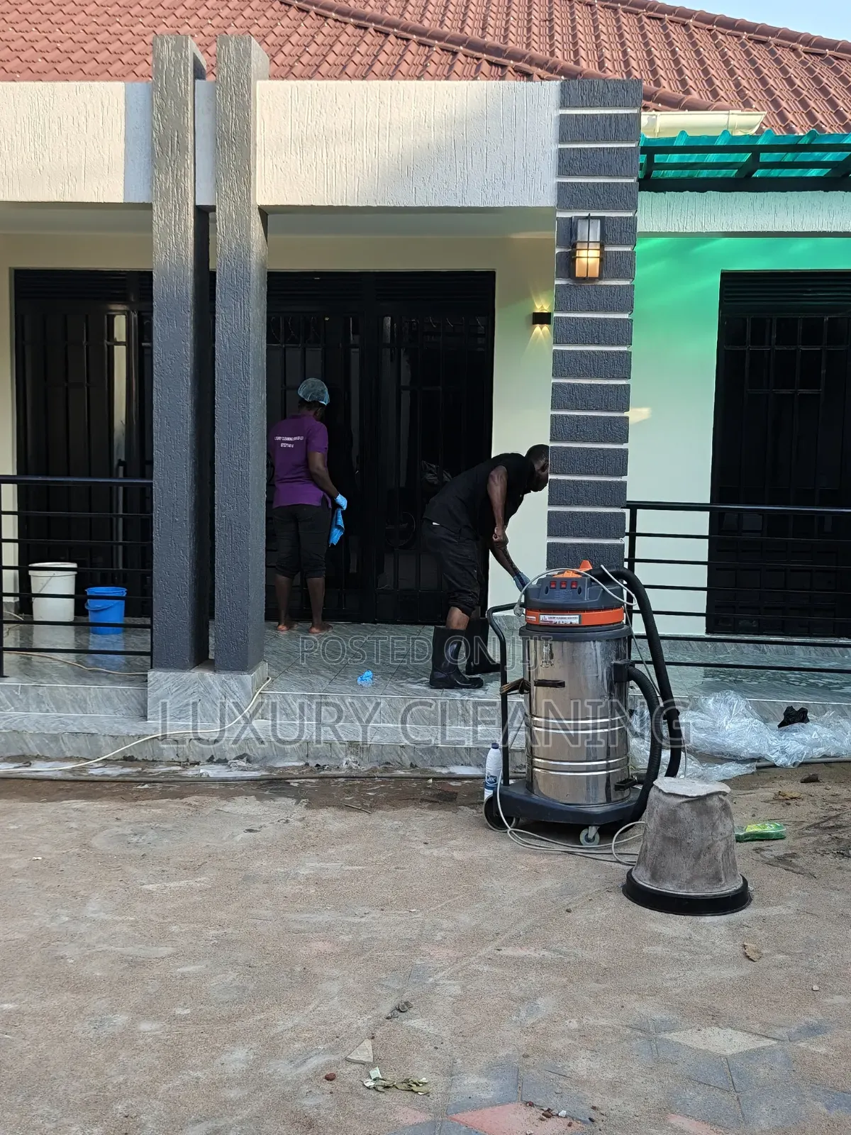 House Cleaning and Vacuming