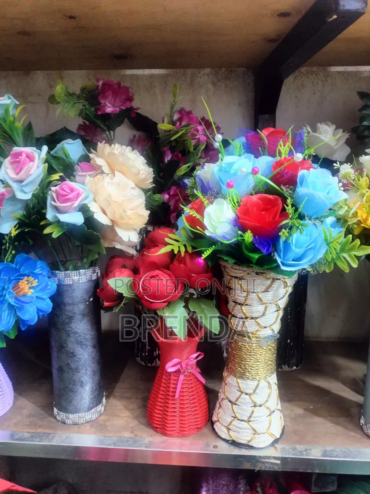 Medium Artificial Decorative Flowers and Plants