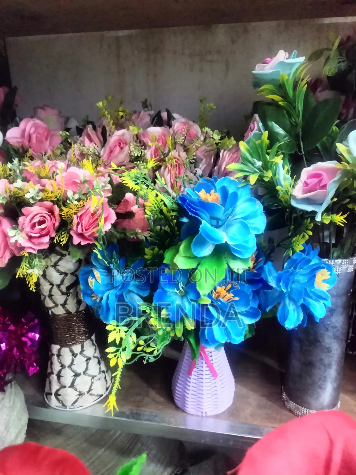 Medium Artificial Decorative Flowers and Plants