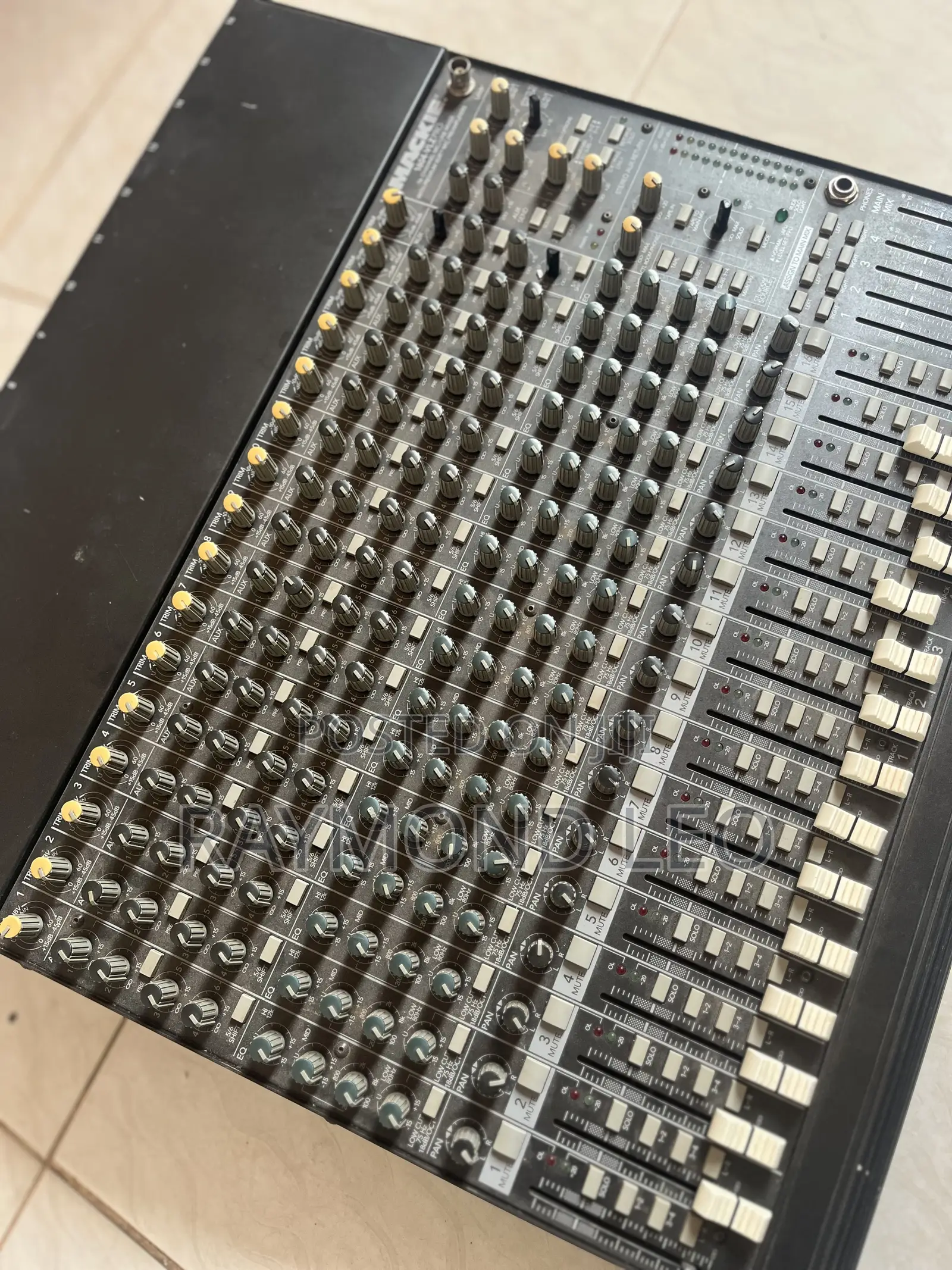 Mackie 1604 - VLZ Pro