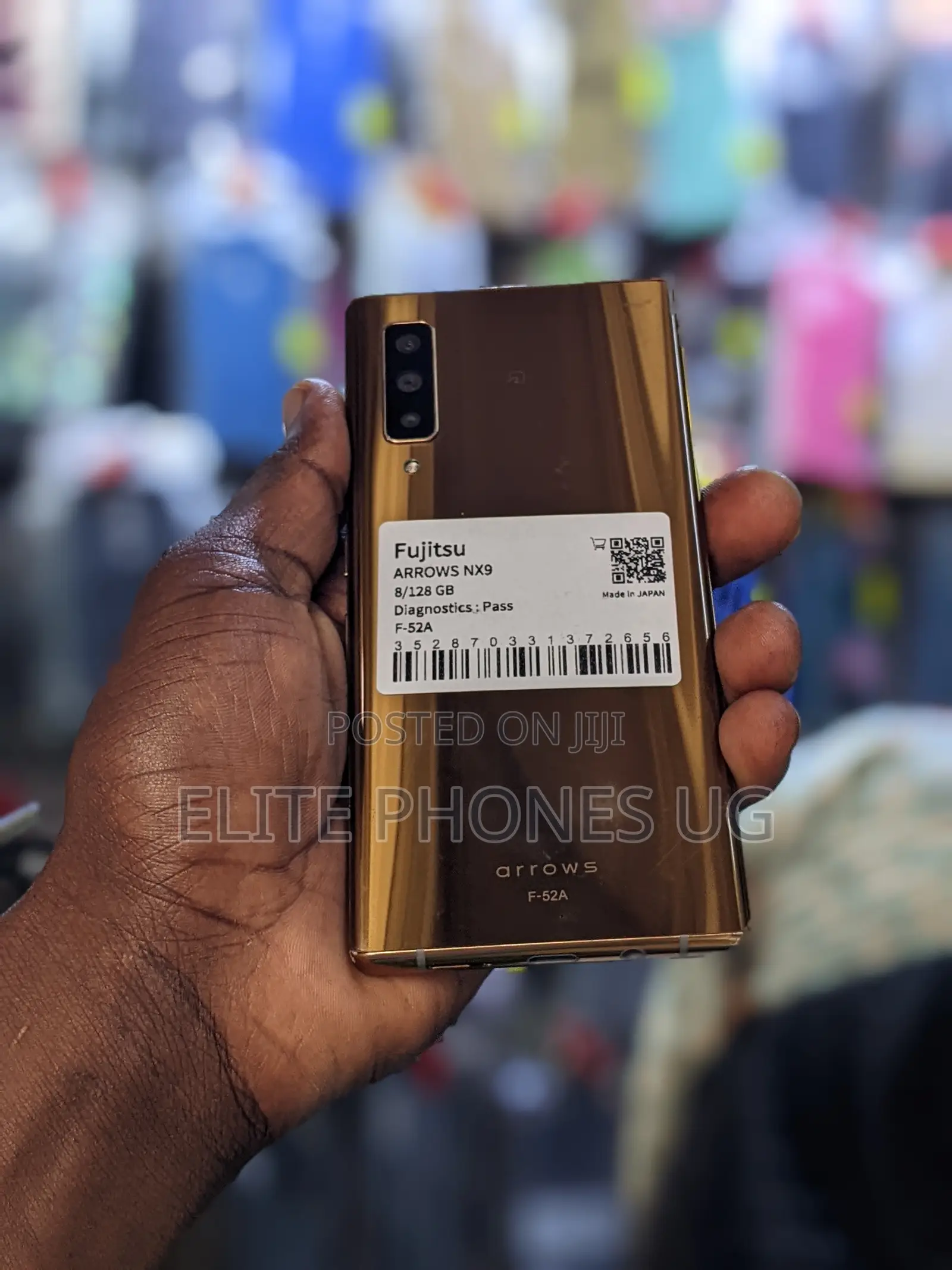 Fujitsu Arrows NX9 F-52A 128 GB Gold