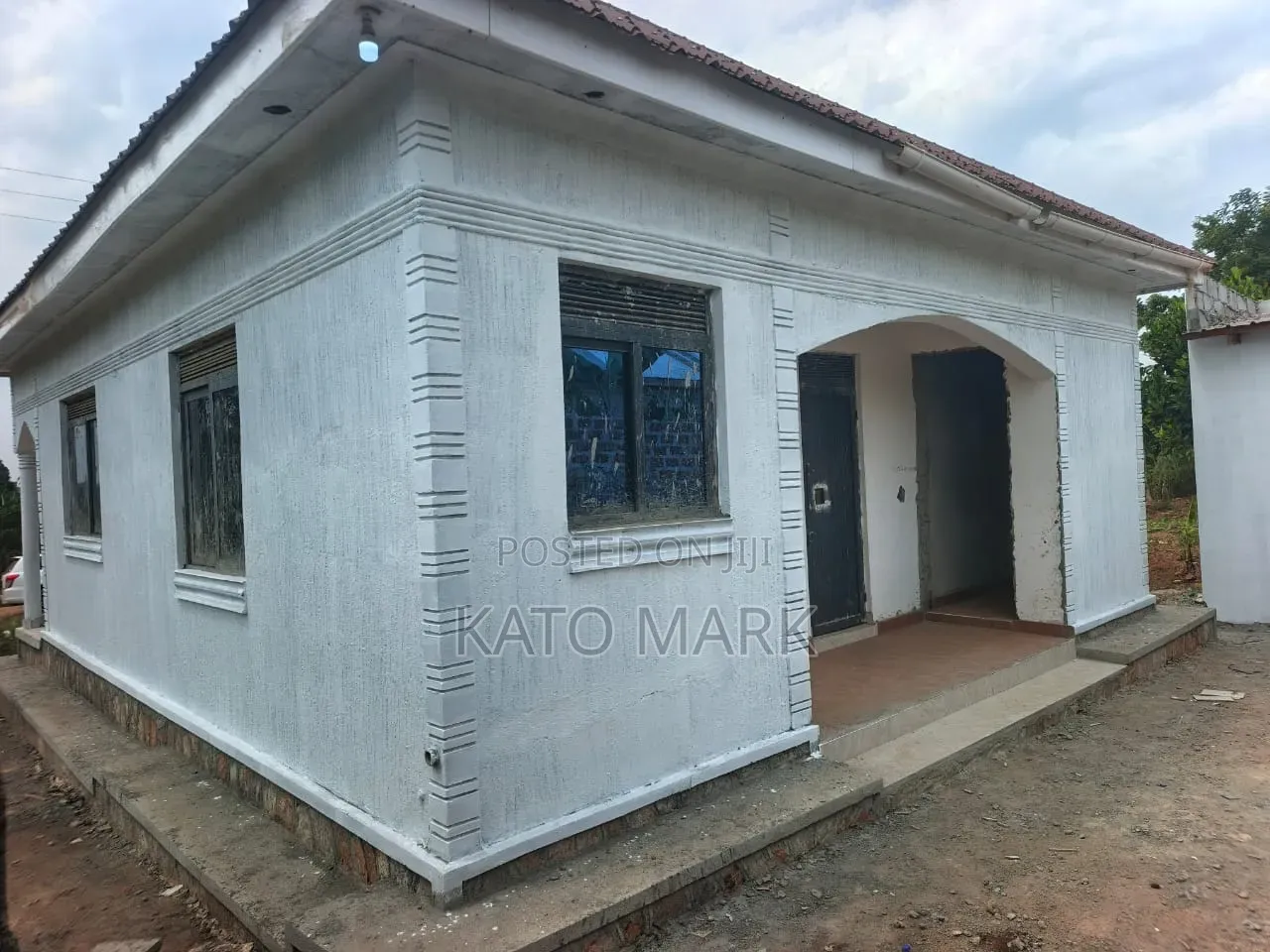2bdrm House in Kasayi, Mukono TC for sale