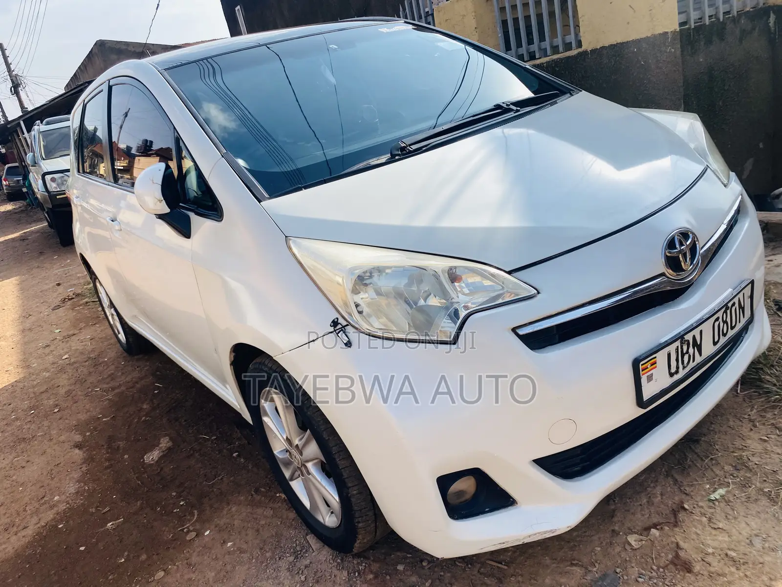 Toyota Ractis 1.5 FWD 2009