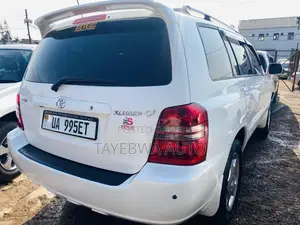 Toyota Kluger 2005