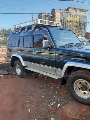 Toyota Land Cruiser 90 1997 Black
