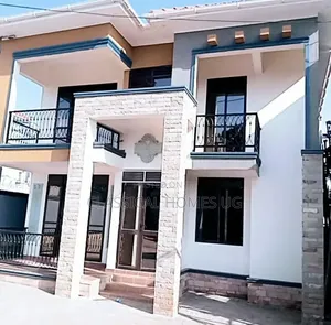 4bdrm Duplex in Muyenga, Central Division for rent