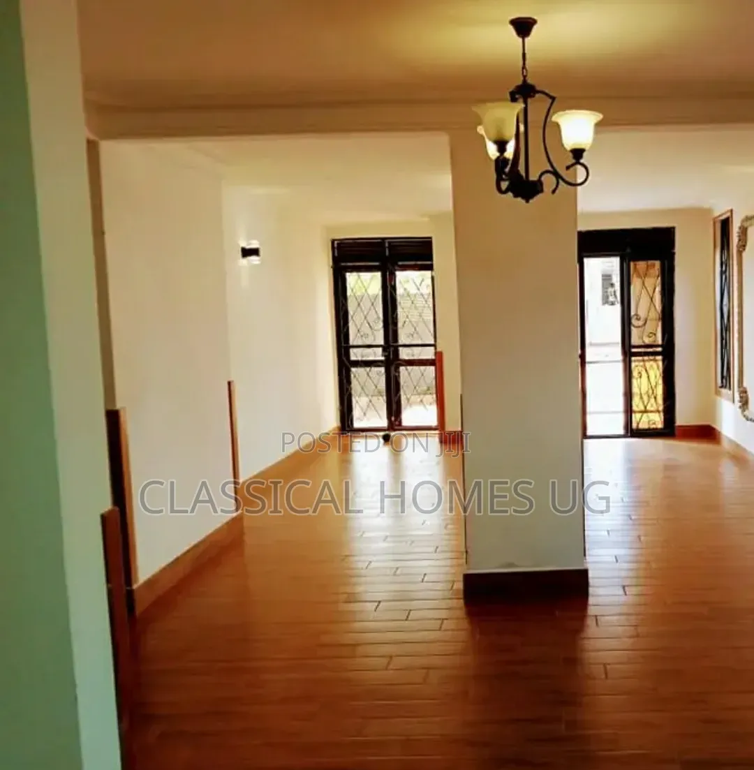 4bdrm Duplex in Muyenga, Central Division for rent