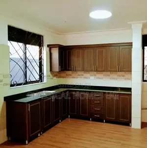 4bdrm Duplex in Muyenga, Central Division for rent