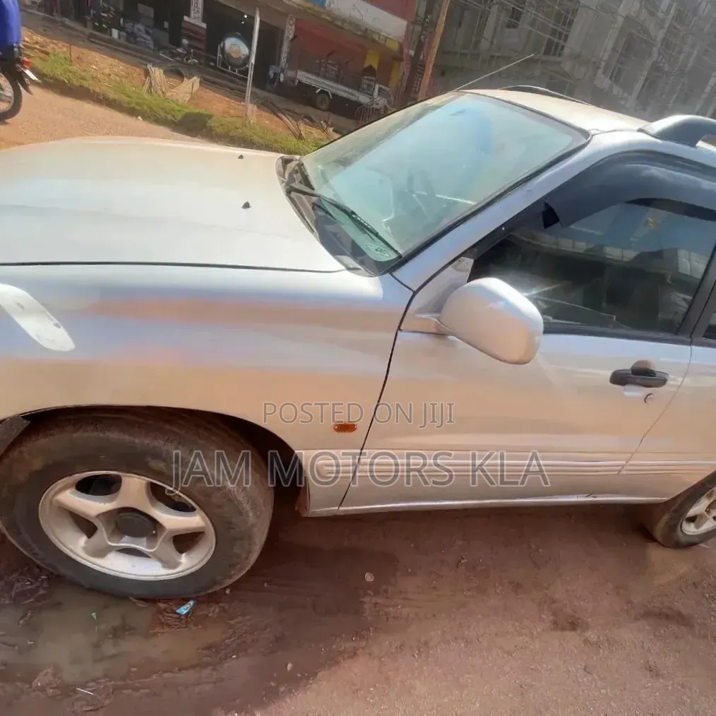 Suzuki Vitara 1998 Silver