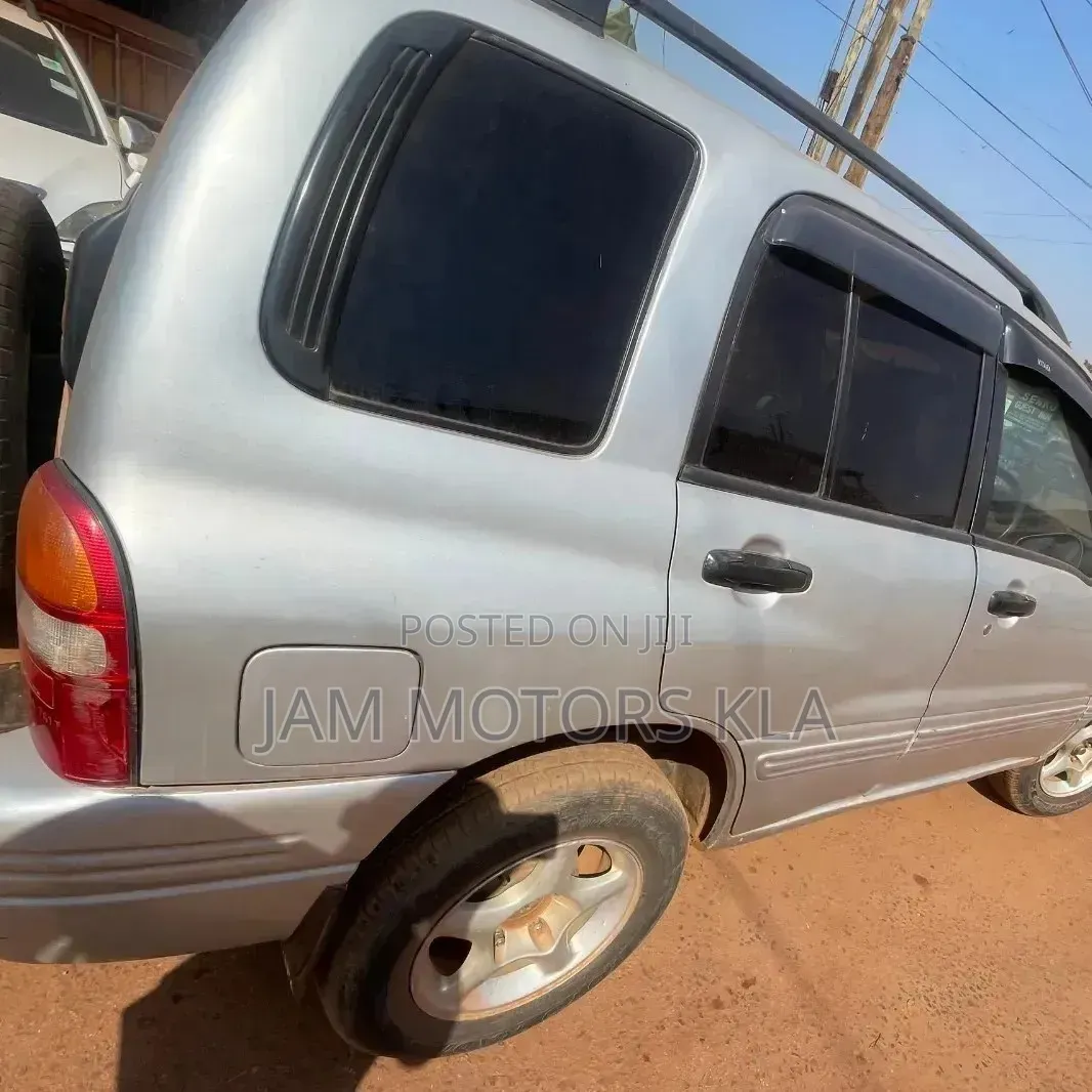 Suzuki Vitara 1998 Silver