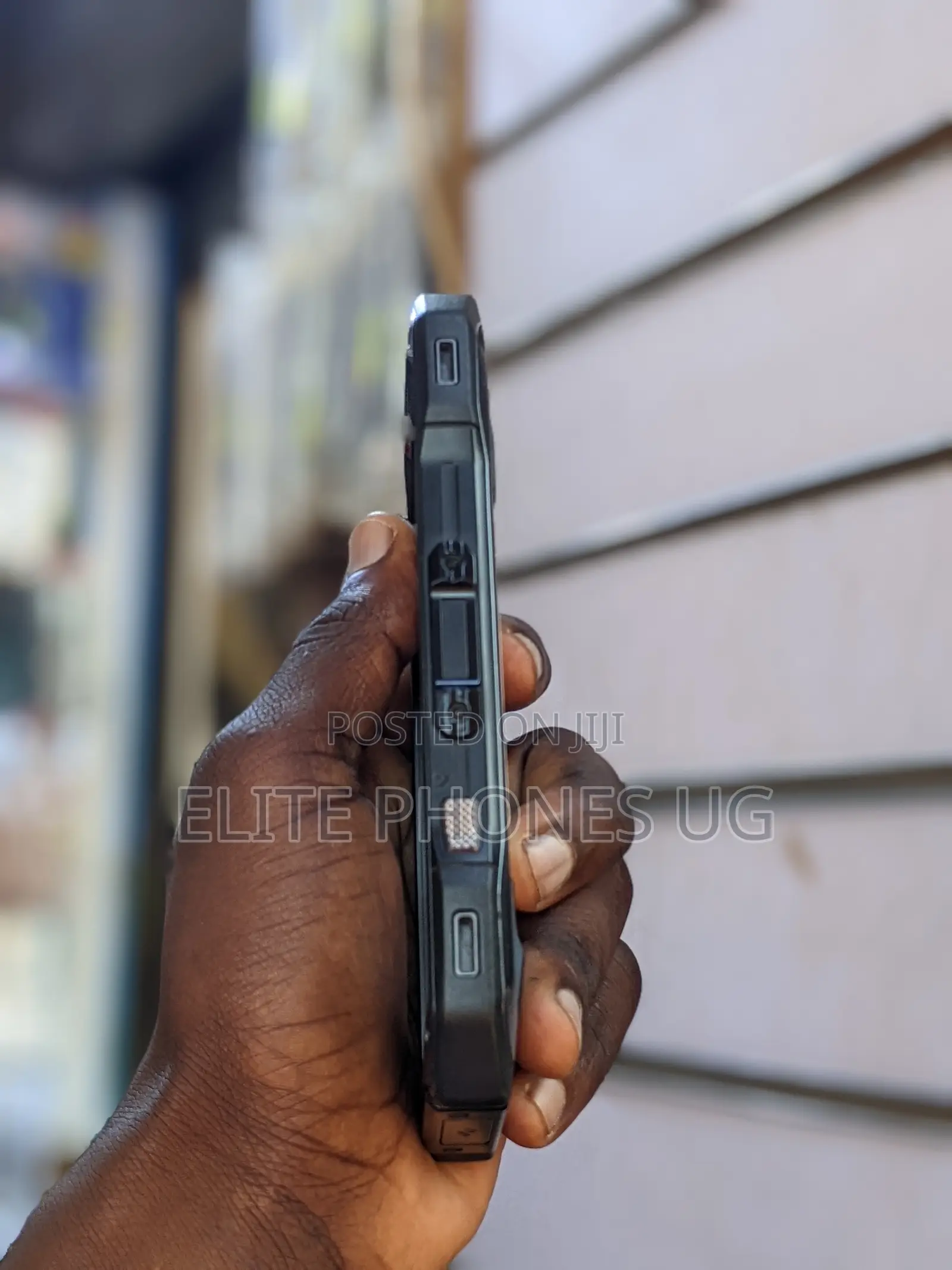 Kyocera Torque G04 KYV 46 64 GB Black