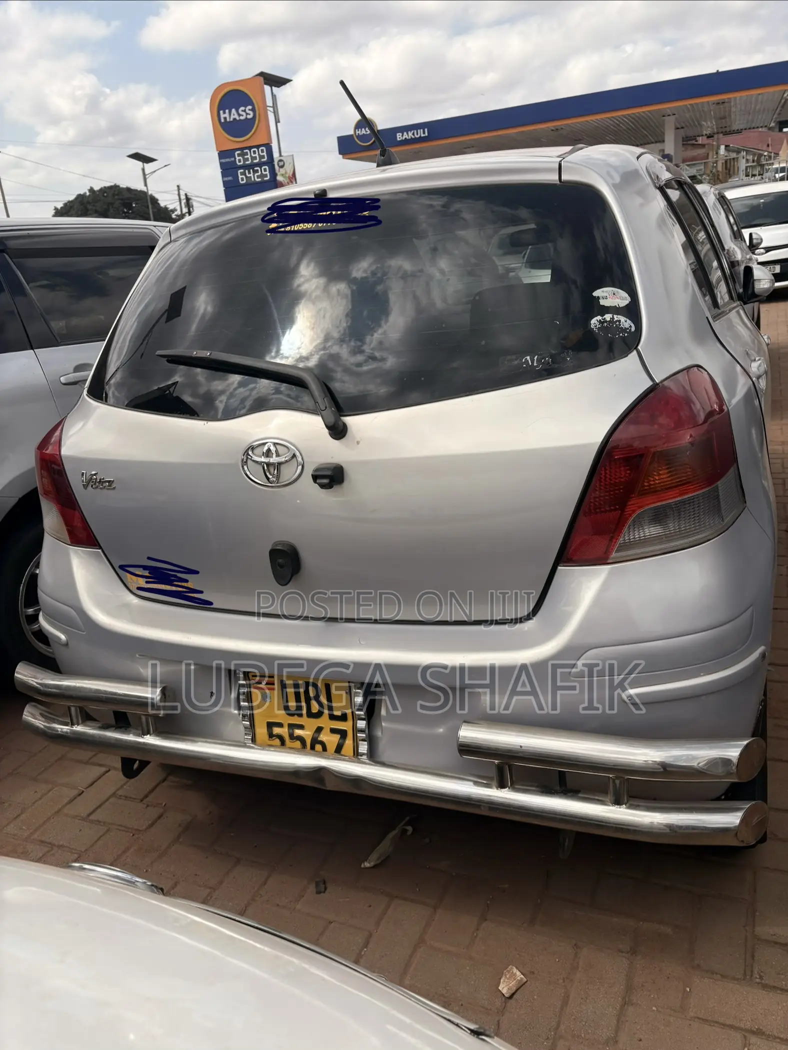 Toyota Vitz 2008 Silver