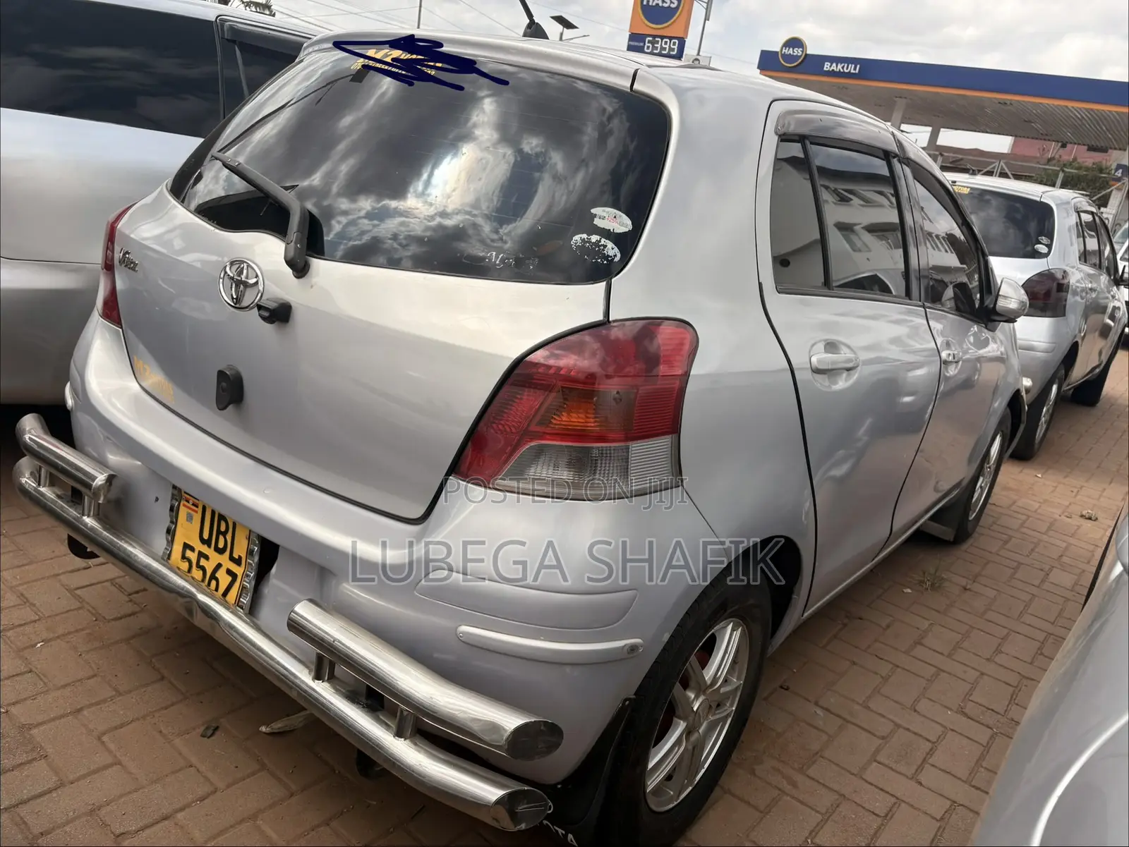 Toyota Vitz 2008 Silver