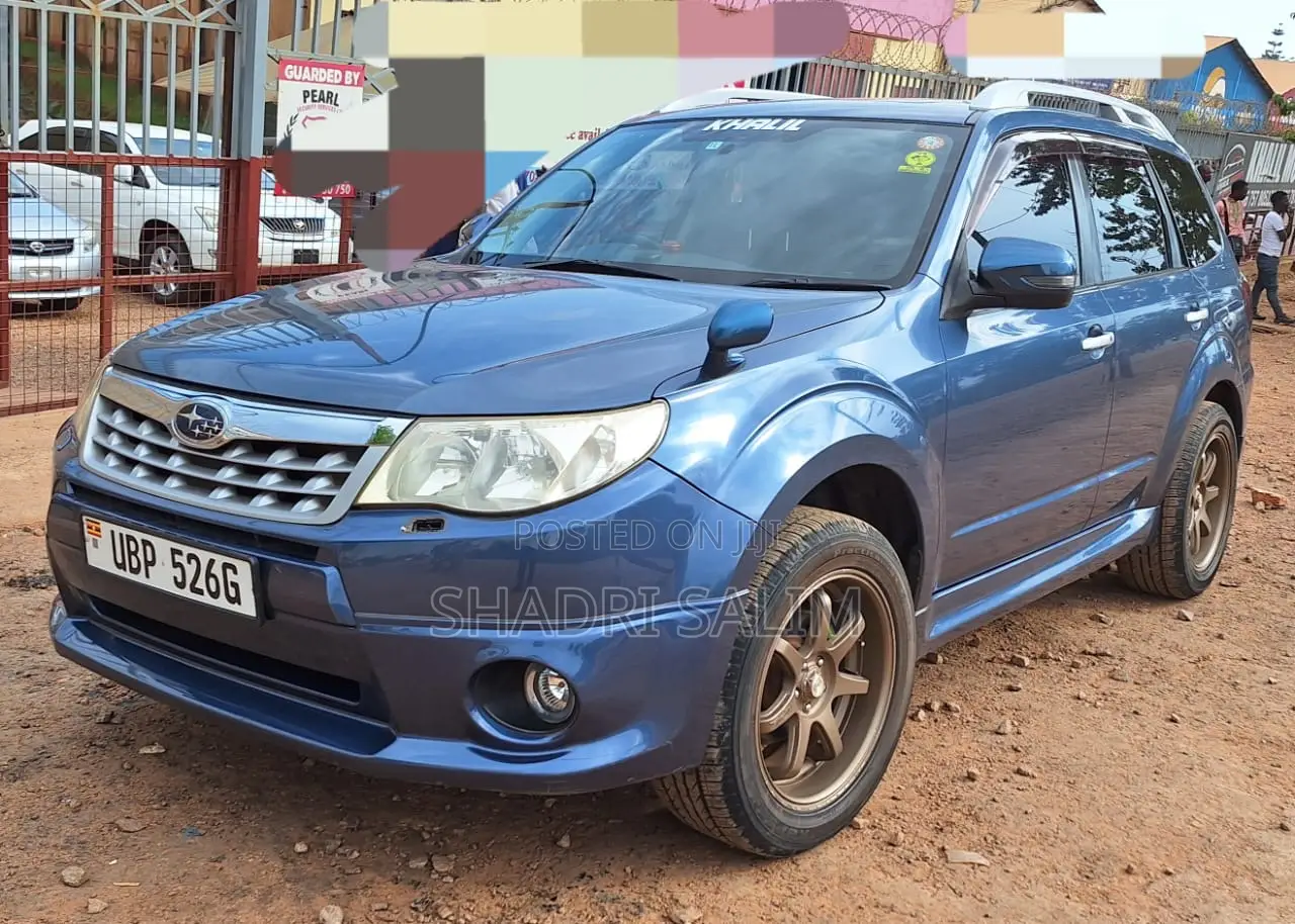 Subaru Forester 2011 Blue