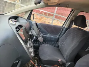Toyota Ractis 2007 Gray