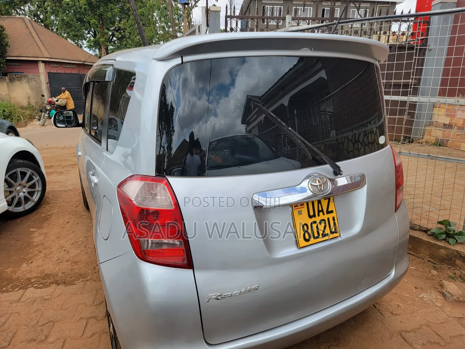 Toyota Ractis 2007 Gray