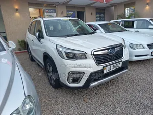 Subaru Forester 2021 White