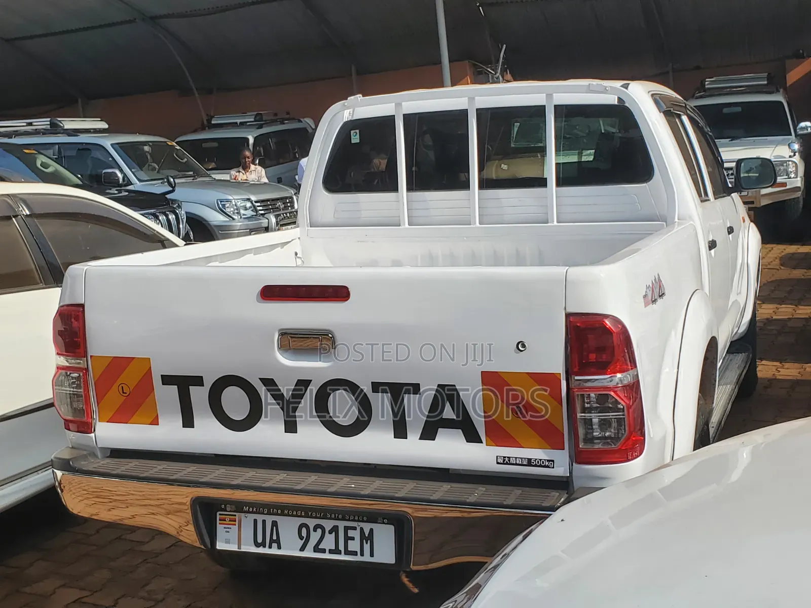 Toyota Hilux 2013 White