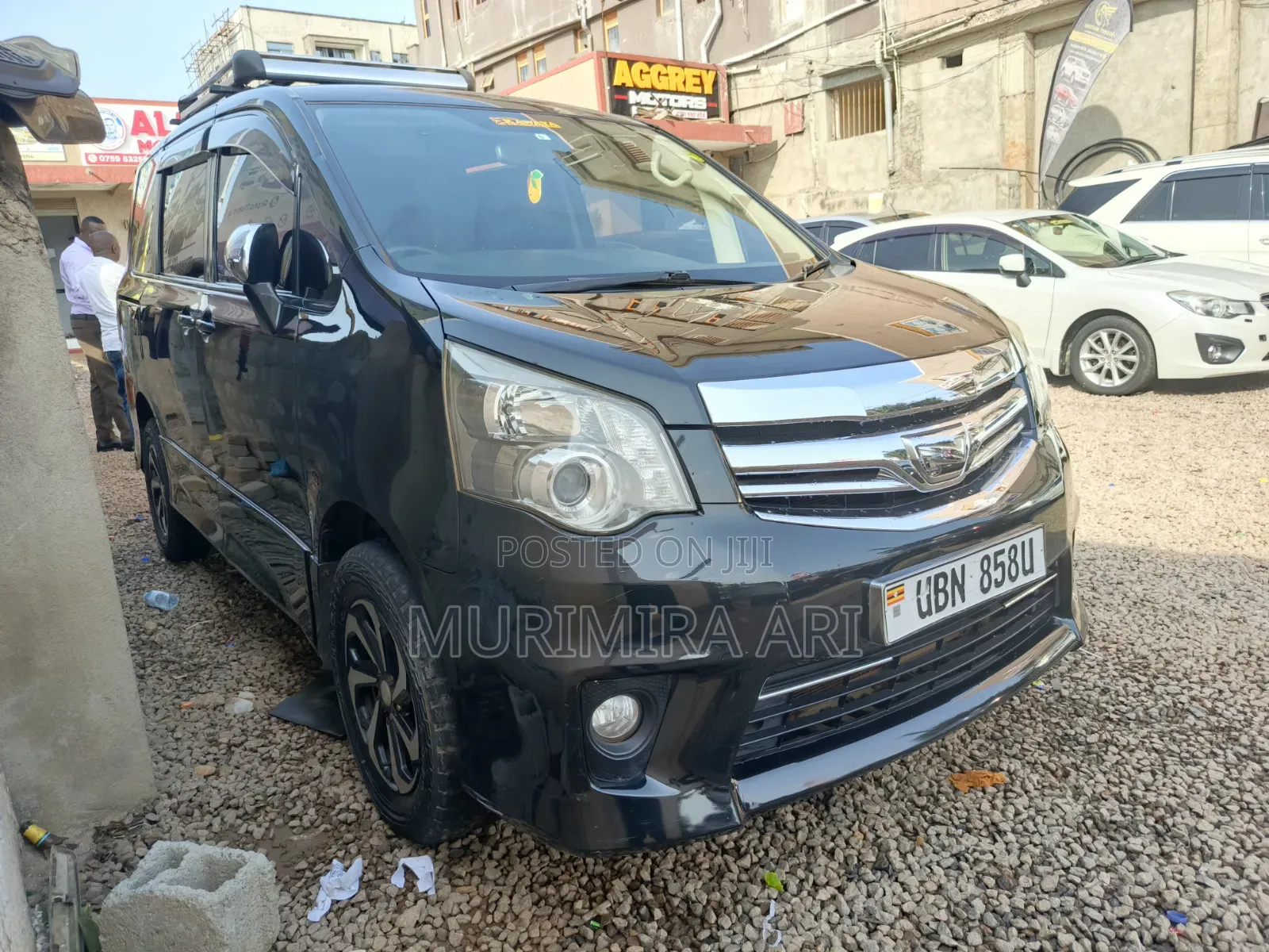 Toyota Noah 2011 Black