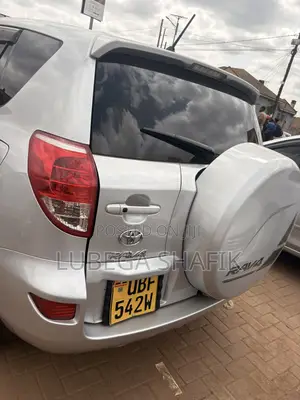 Toyota RAV4 2008 Silver