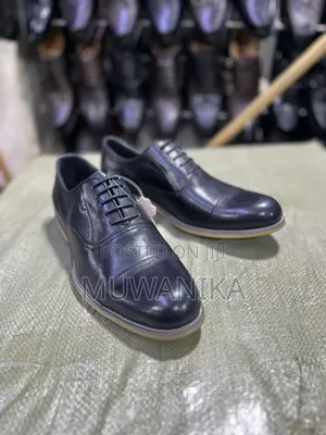 Men's Classic Cap-Toy Race-Up Formal Leather-Shoe Black