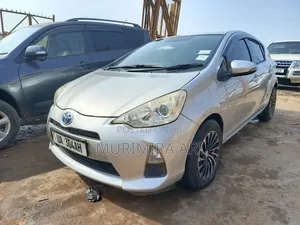 Toyota Aqua 2011 Silver