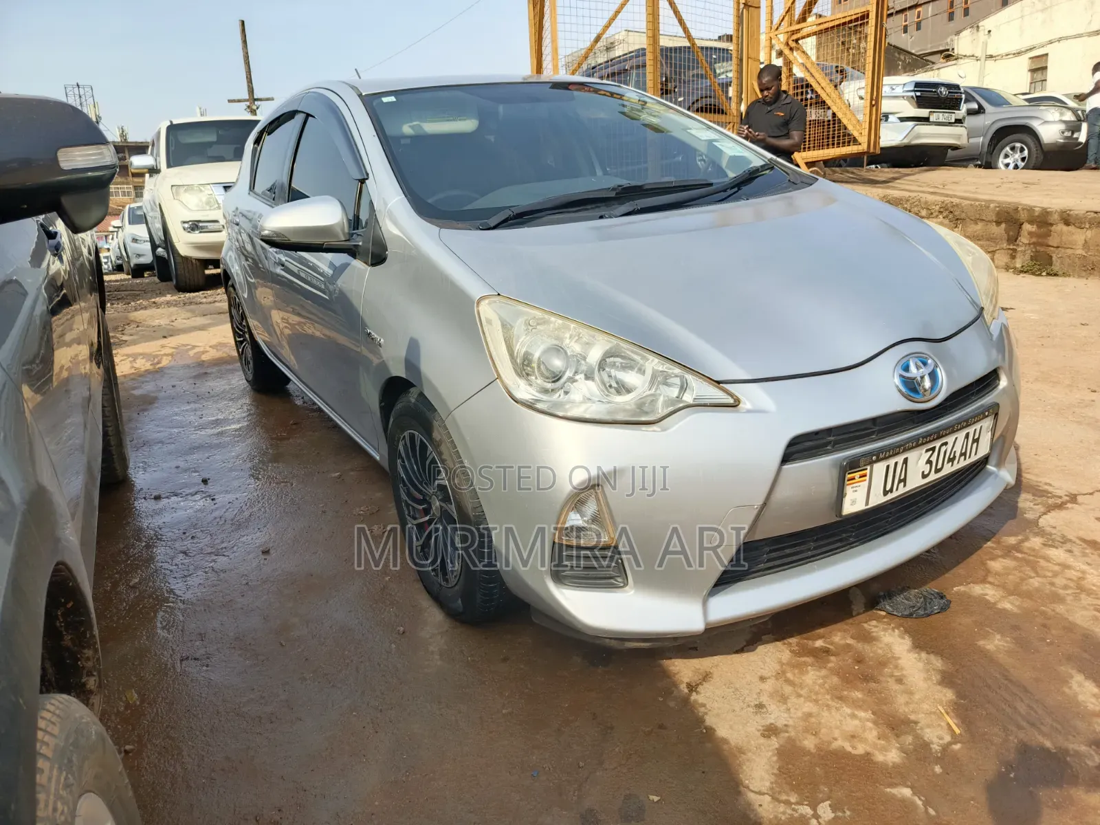 Toyota Aqua 2011 Silver