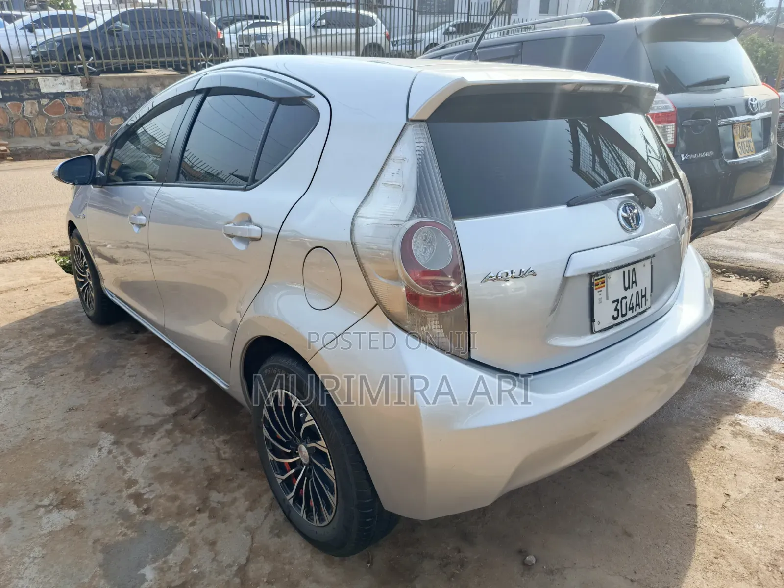 Toyota Aqua 2011 Silver