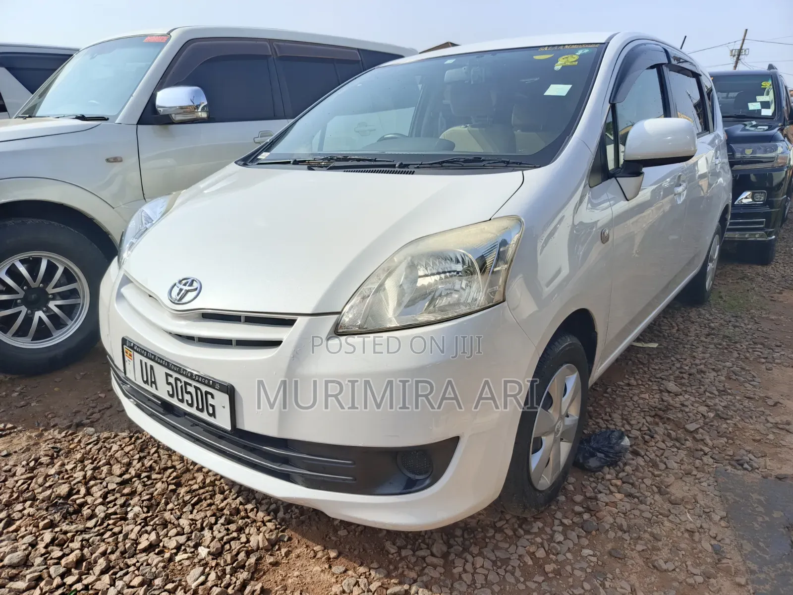 Toyota Passo Sette 2011 White