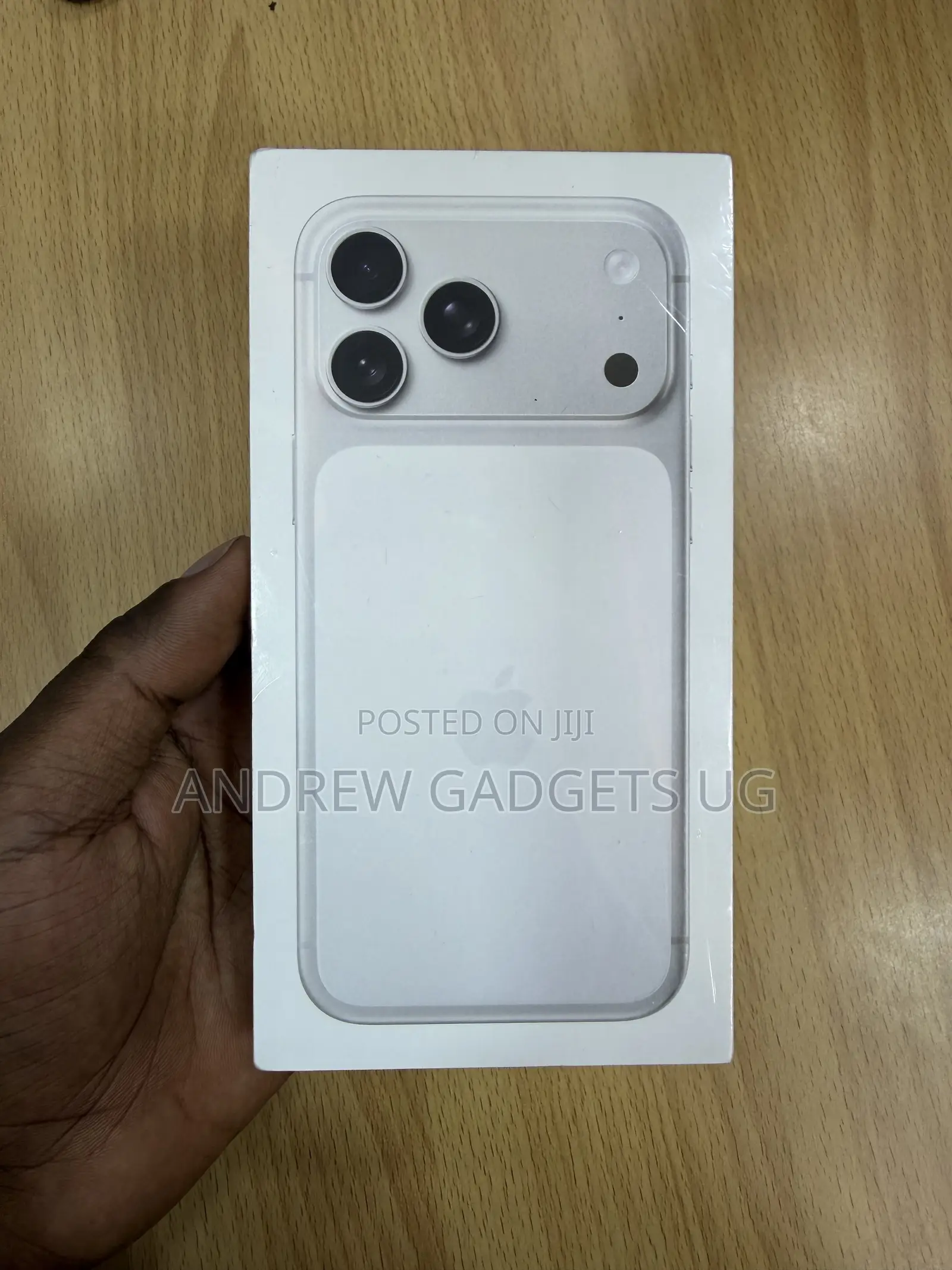 New Apple iPhone 17 Pro Max 256 GB Silver