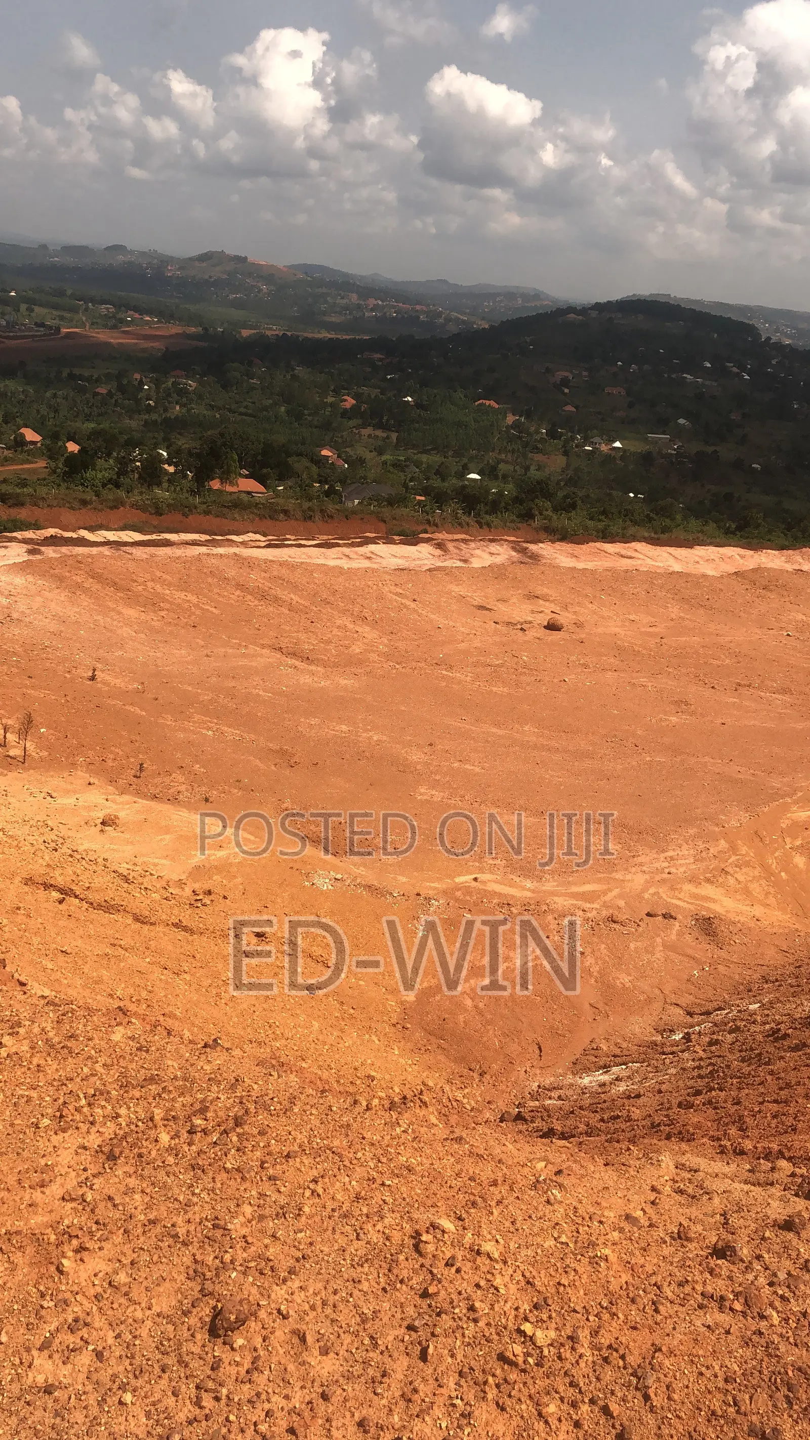 Land In Katende