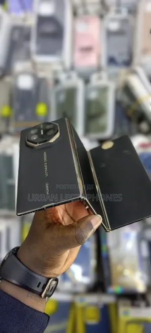 Huawei Mate XT Ultimate Design 1 TB Black