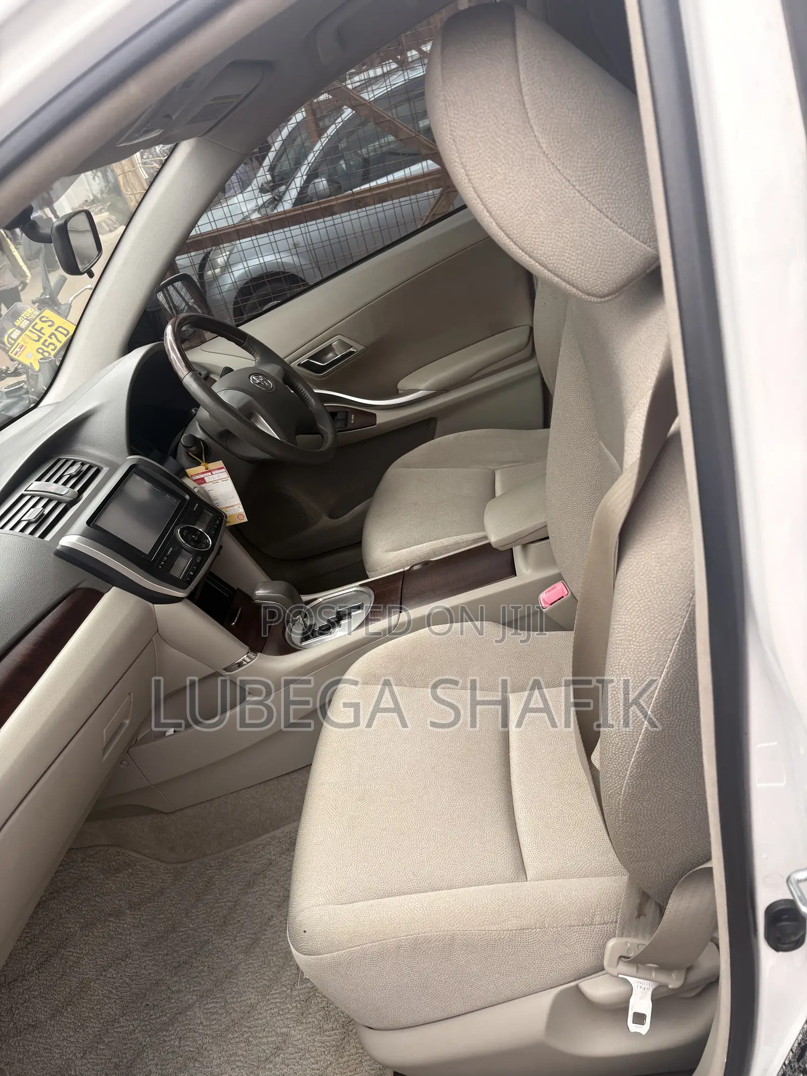 Toyota Premio 2012 White