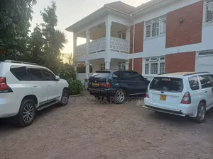 Furnished 6bdrm Maisonette in Bunga Classic, Central Division for rent