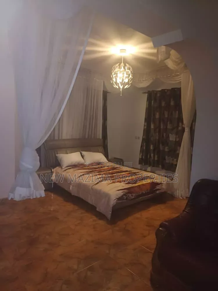 Furnished 6bdrm Maisonette in Bunga Classic, Central Division for rent