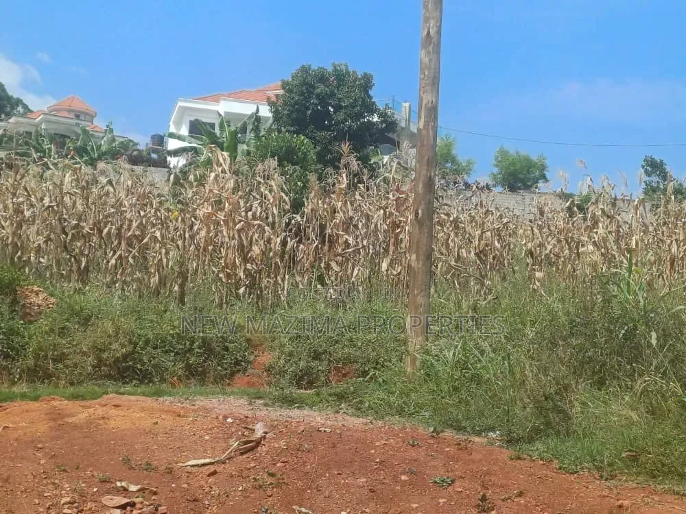 5bdrm House in Kigo Opposite Serena, Central Division for sale