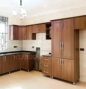 5bdrm Duplex in Muyenga, Central Division for rent
