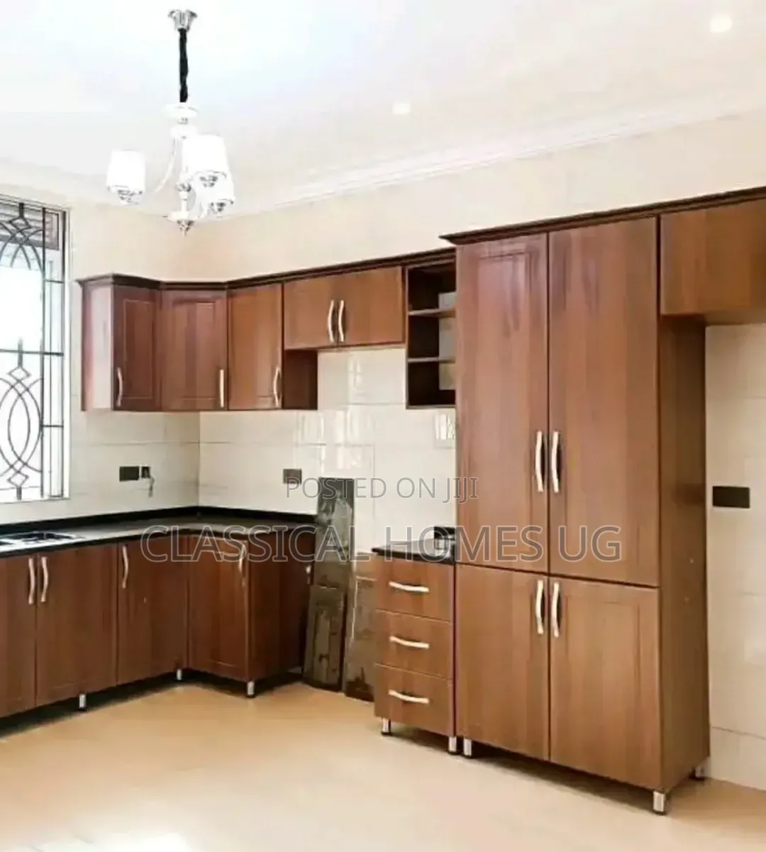 5bdrm Duplex in Muyenga, Central Division for rent