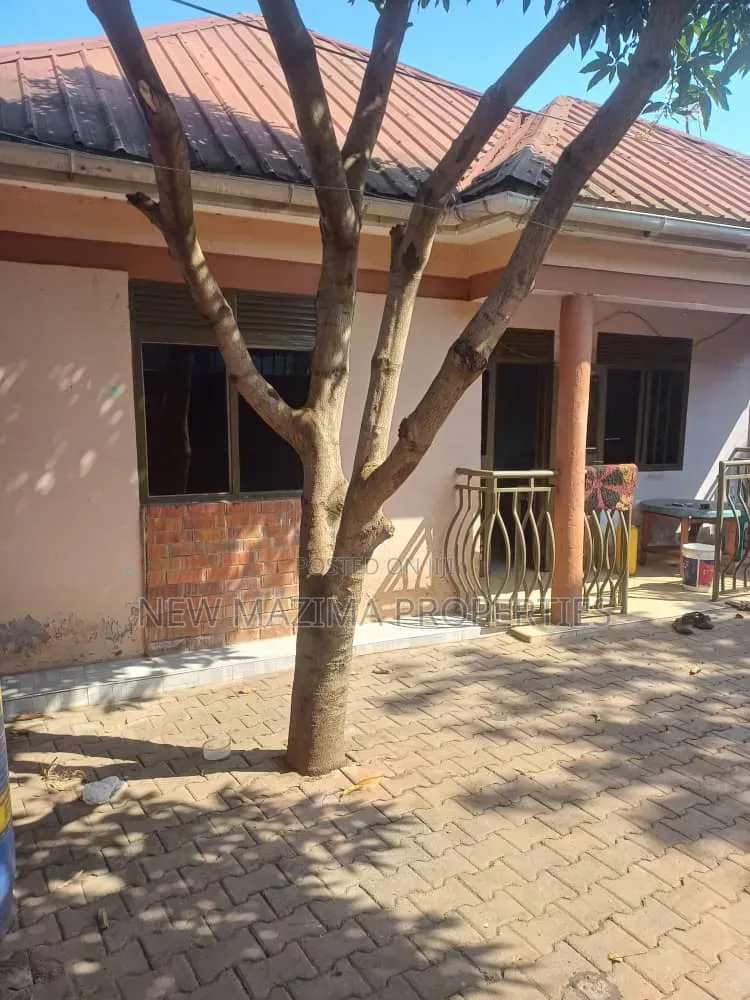 2bdrm Bungalow in Busabaala, Central Division for sale