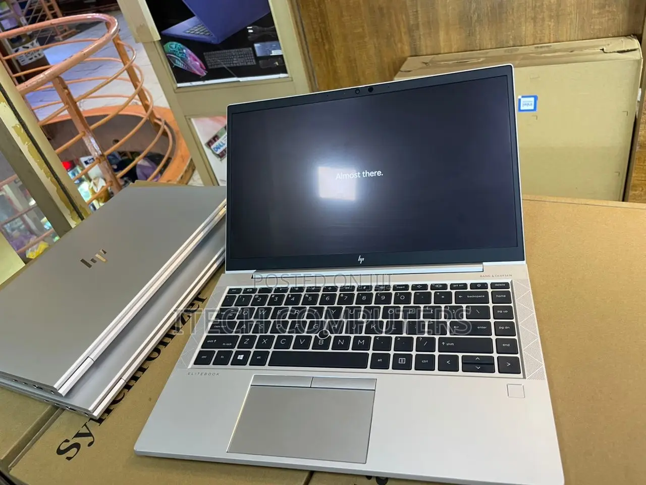 New Laptop HP EliteBook 840 G8 8GB Intel Core i5 SSD 256GB
