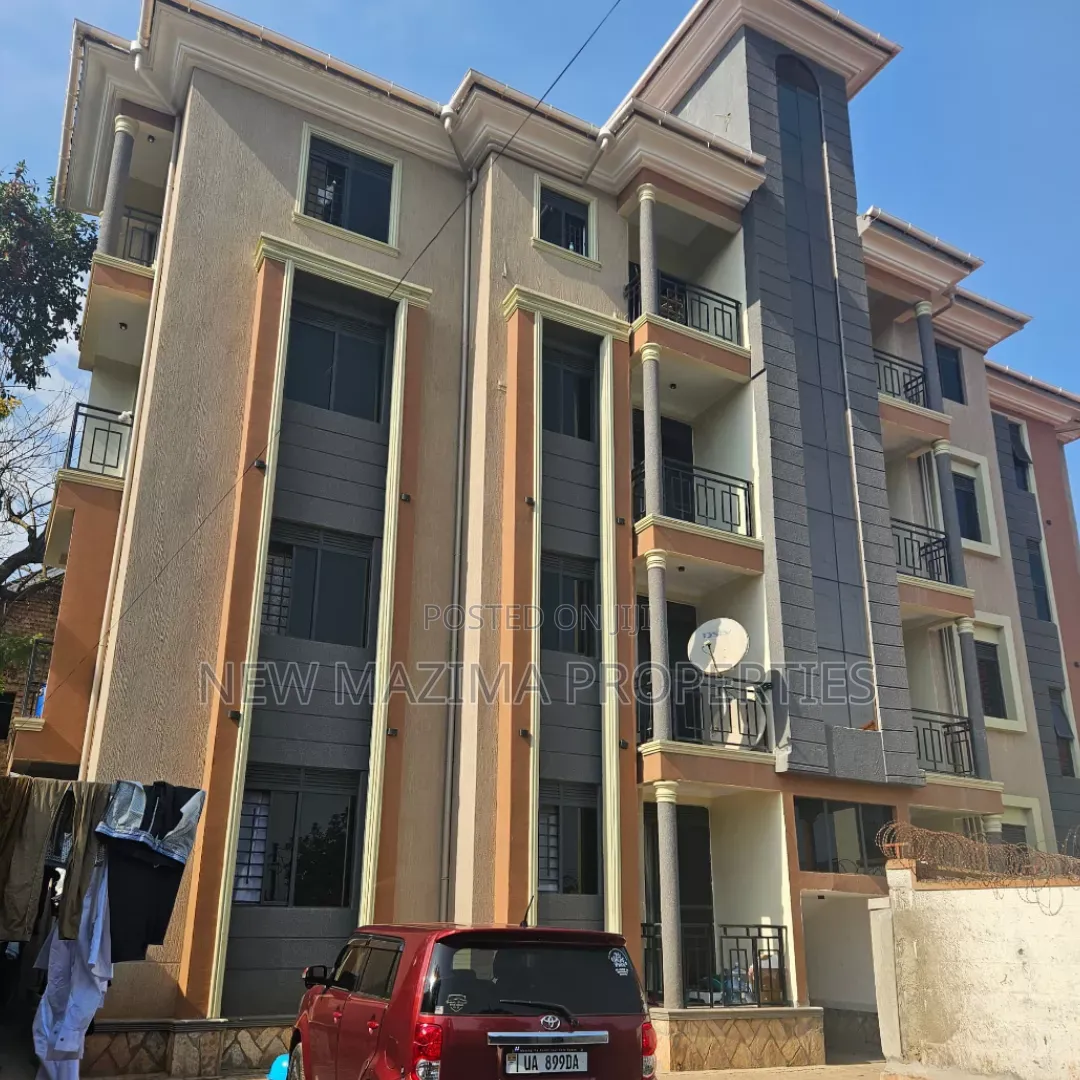 6bdrm Block of Flats in Kansanga Heights, Central Division for sale