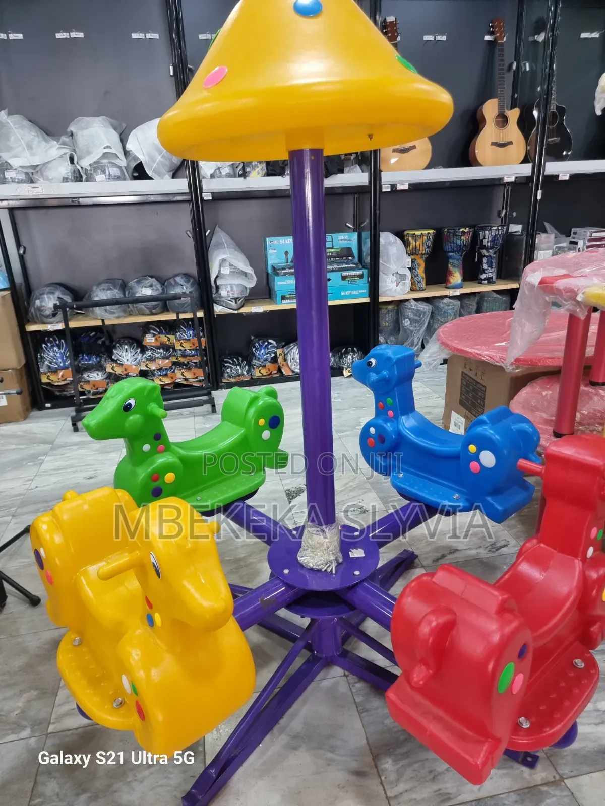 Merry Go Round Children's Carousel/4 Seater Merry-Go-Round Play Equip