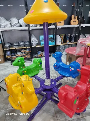Merry Go Round Children's Carousel/4 Seater Merry-Go-Round Play Equip